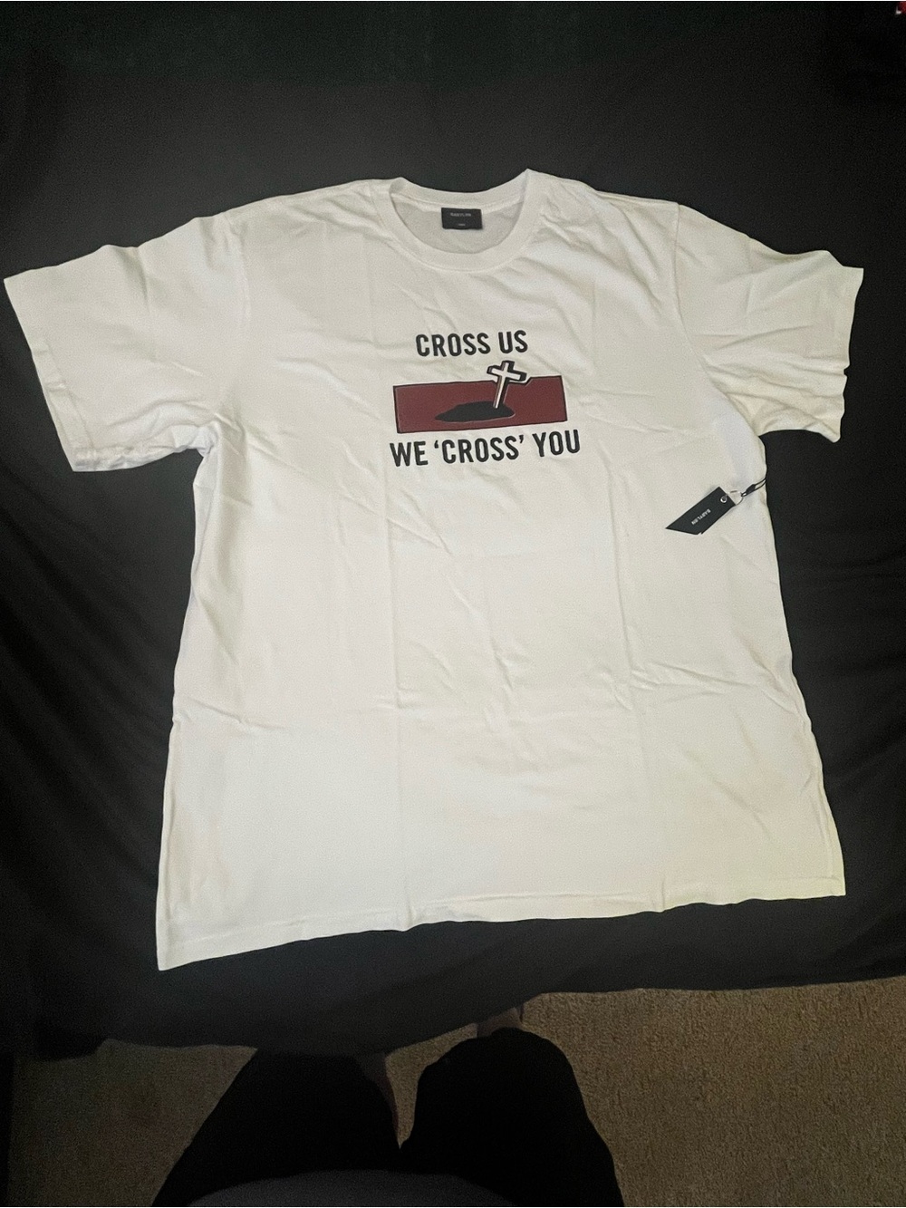 Men's White Short-Sleeve Graphic Tee with Red Accent